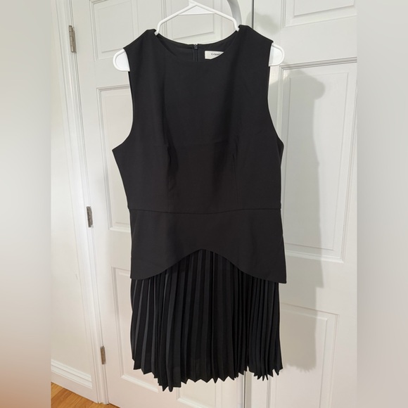 NWT COMMENSE Pleated Hem Black Mini Dress Size XL - Picture 2 of 4
